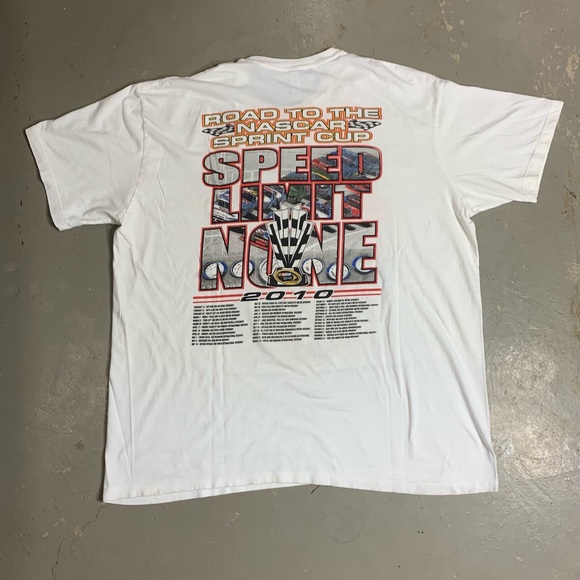 Vintage 2010 Nascar Graphic T-Shirt - Picture 4 of 5